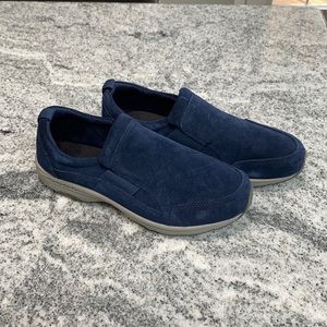 Easy spirit slip on casual shoes